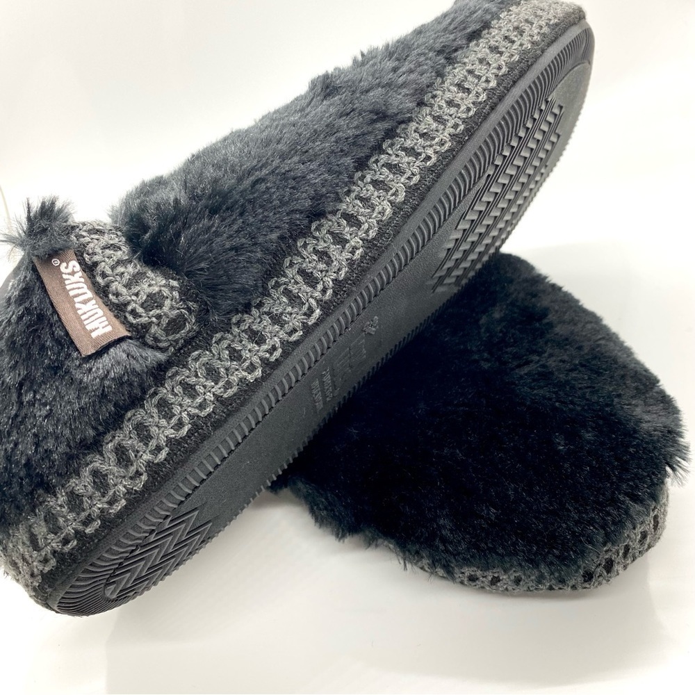 black Plush Furry Slippers XL 10-11 - Picture 2 of 11